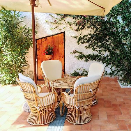 Relais Casa Moresca تيراتشينا المظهر الخارجي الصورة