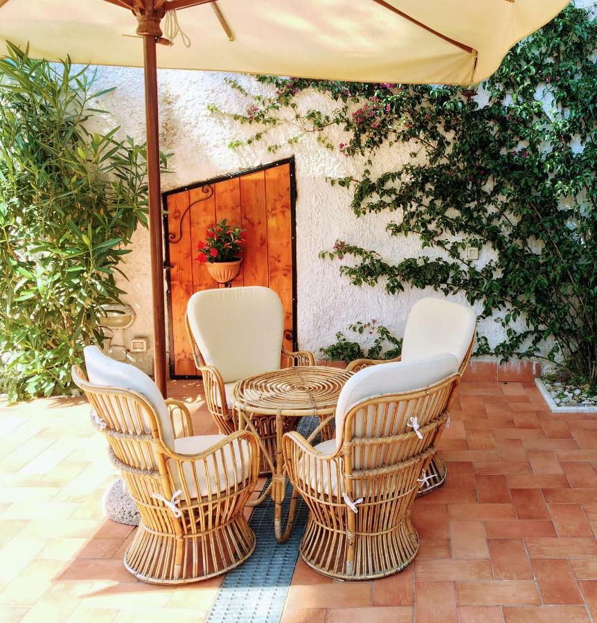 Relais Casa Moresca تيراتشينا المظهر الخارجي الصورة
